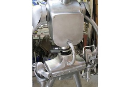 Roboții dinamici sculptura »roboți cu mâinile lor