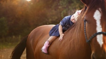 Pentru un copil cu dtsp - un cal și pentru un autism