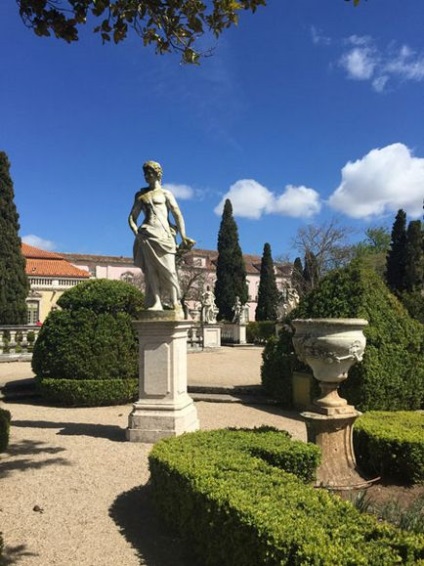 Queluz Palace, Portugália leírás, fényképek, amely a térképen, hogyan juthat