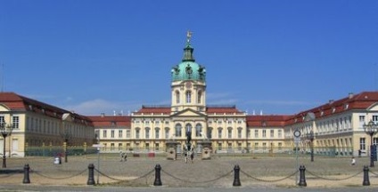 Palatul Charlottenburg din Berlin