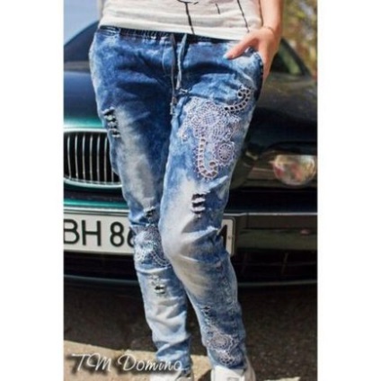 Jeans pentru femei pe o banda elastica - imagini interesante de pe fotografie
