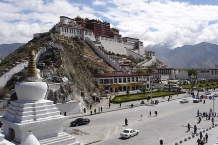 Expeditie la Lhasa (Tibet) in 1925, apxeo
