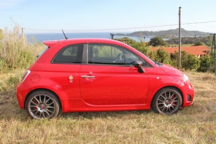 Fiat 500 (fiat 500) abarth 695 tributo ferrari - mituri în format mic