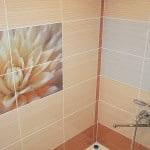 Care grouting pentru plăci în baie este mai bun decât silicon sau epoxidice