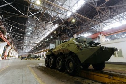 Hogyan BTR Arzamasz Machine Building Plant