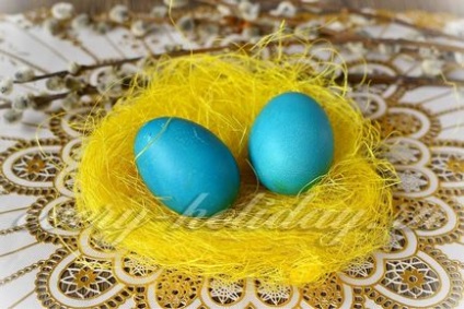 Hogyan kell festeni a tojásokat egy kék szín a hazai