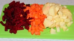 Як приготувати смачний салат з волоськими горіхами