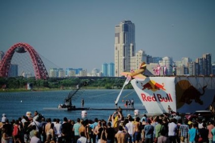 Milyen volt a Red Bull Flugtag 2015 frissebb - a legjobb a nap, amit valaha is szüksége van!