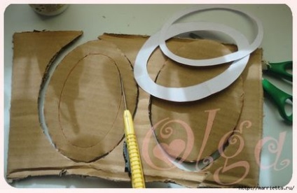 Cum se face o ramă ovală volumetrică din carton