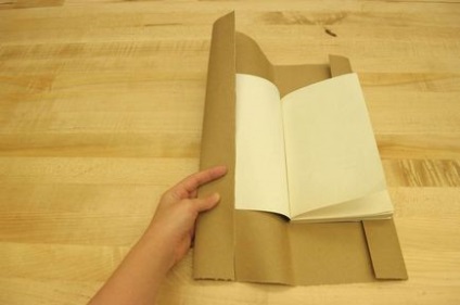 Cum se face o copertă pentru o carte