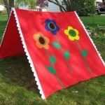 Hogyan készítsünk egy sátrat a gyerekeknek a kezüket sarkában mesék és álmok