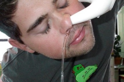 Як зняти набряк носа при гаймориті і алергічної реакції