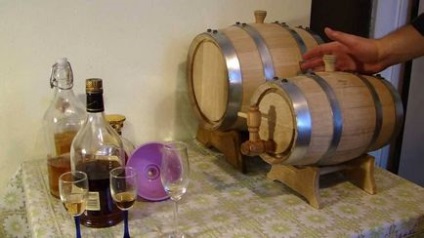 Cum sa alegi butoaiele de stejar pentru whisky, vin, preparate la domiciliu