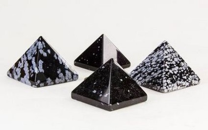Piatra obsidiană - semnele magice, medicale și fizice ale zodiacului, cărora li se potrivește, înțelesul