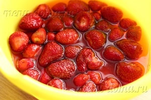 Căpșuni în sirop (rețetă simplă pentru iarnă)