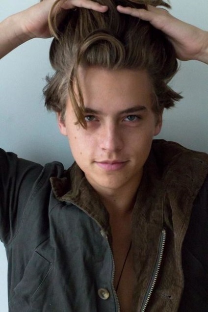 Dylan és Cole Sprouse Cole, aki életrajz