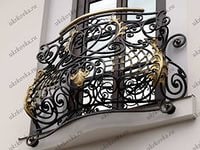 Ковані решітки на балкон, металеві решітки на лоджію (фото)