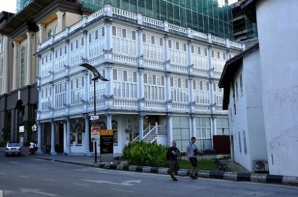 Кучінг - столиця штату Саравак на борнео