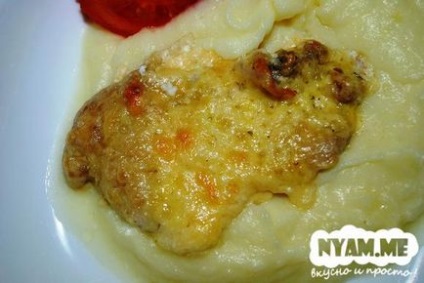 Курка, запечена в духовці в сметанно-сирному соусі (рецепт з фото), блог танюхіна, домашні