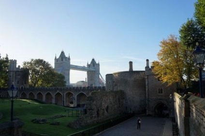 Castle Tower of London - a brit erőd, fehér tornyot, varjú, tudom külföldön