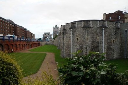 Castle Tower of London - a brit erőd, fehér tornyot, varjú, tudom külföldön