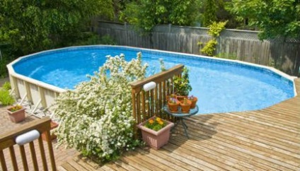 Piscină clasică de tip master în țară, design peisagistic