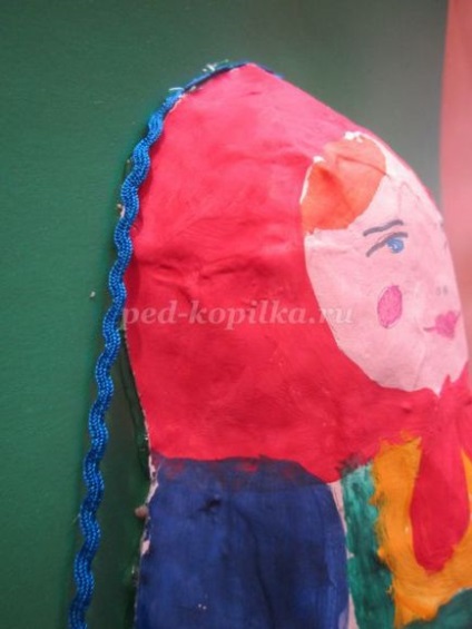 Matryoshkas în tehnica papier-mache