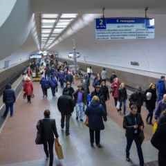 Москва, новини, на станції метро - Люблін - чоловік кинувся під поїзд