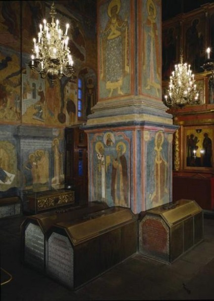 Muzee ale Catedralei Arhanghelului de la Kremlin din Moscova