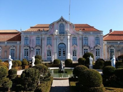 Palatul Național Kelouch, kelouch