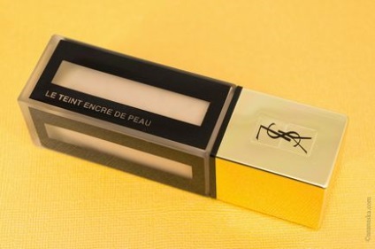 Hét - jó modor Yves Saint Laurent Le Teint encre de peau - ananaska szépség blog