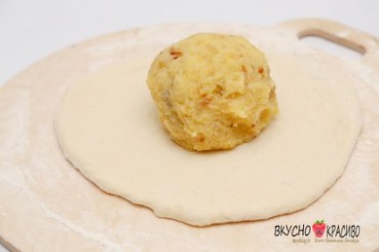 Pateuri osetine cu cartofi și brânză, delicioase și frumoase cu natalya balduk