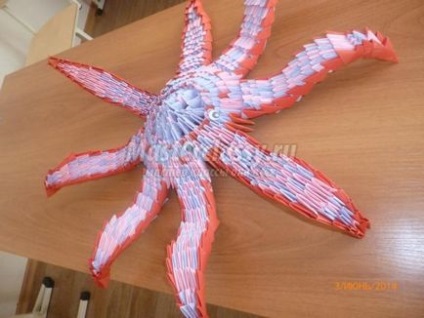 Octopus în tehnica modulară origami