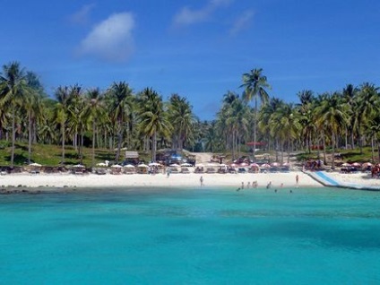 Island Racha közelében Phuket (CAN) Racha sziget közelében Phuket