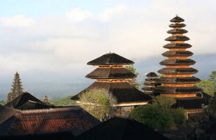 Ünnepnapok Bali októberben