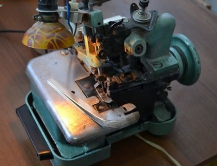 Overlock 51 de clasă, instruire și reparație a clasei 51 overlock