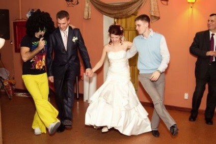 Partyзанская весілля разом з Андрієм і настей