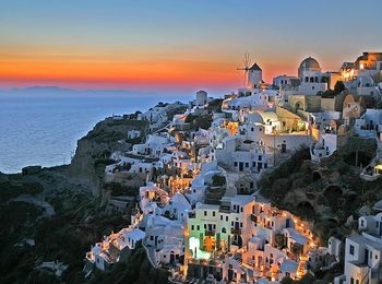 Perissa (santorini) hoteluri, plaje, atractii