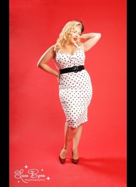 Rochie cu puncte polka