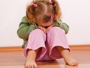 Miért az én gyermekem nem találja el a barátaidnak, anyukája vagyok! (Loneliness) Miért az én gyermekem nem találja el a barátaidnak, anyukája vagyok!