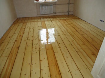 Фарбування дерев'яної підлоги