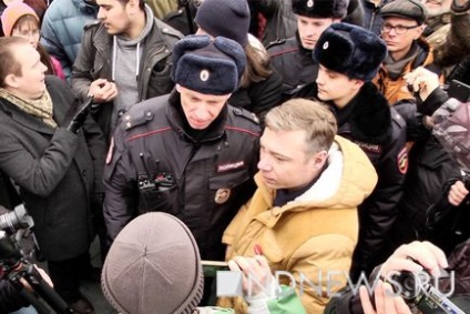 Приймають під крики - ганьба - - як в Єкатеринбурзі пройшов мітинг проти корупції, організований