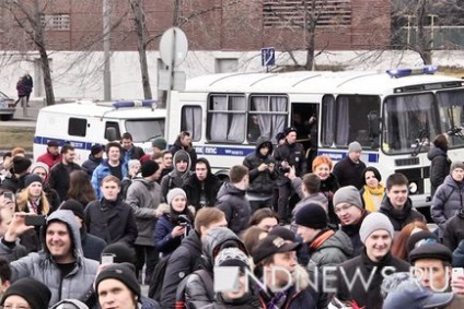 Приймають під крики - ганьба - - як в Єкатеринбурзі пройшов мітинг проти корупції, організований