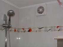 Mesterséges szellőztetés a fürdőszoba és a WC berendezés és az üzembe; szellőzés a fürdőszobában