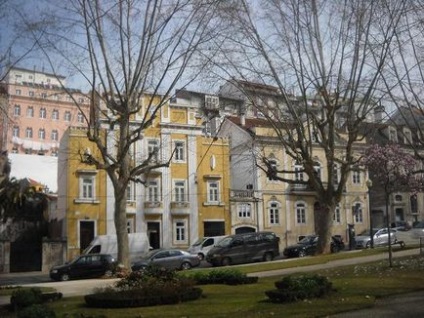 A történet egy utazás Portugália jelentést a látogatás Coimbra