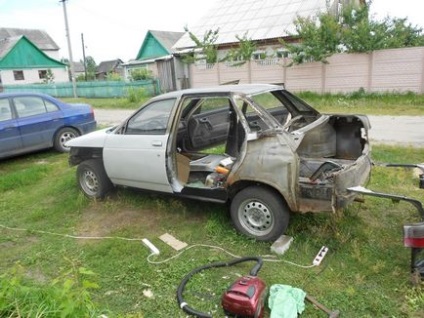 Javítás 2110 saját kezűleg az indítómotor, a motor és így tovább