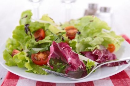 Рецепти салатів з помідорами - кулінарні рецепти