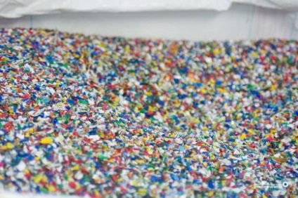 Рециклінг пластика як з вторсировини роблять «цукерку»