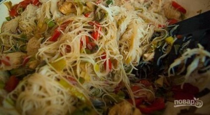Рисова локшина з овочами і куркою - покроковий рецепт з фото на