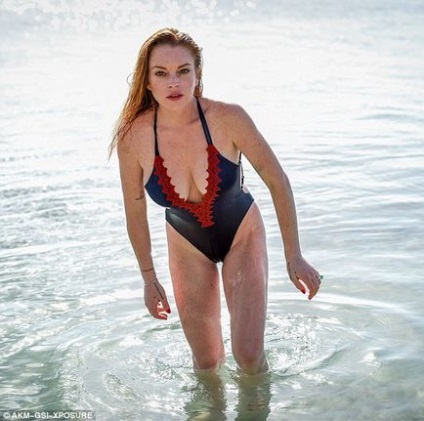 Femeia însărcinată de origine rusă Lindsay Lohan a încercat să o stranguleze - știri despre viață